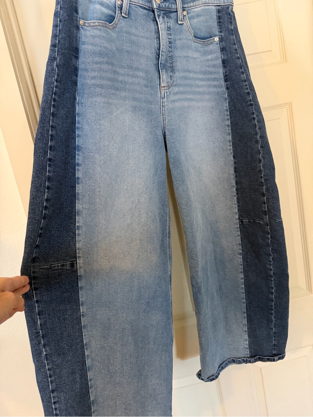 Scoop Two-Tone Blue Wide Leg Barrel Women’s Jeans size 10 - Picture 3 of 10